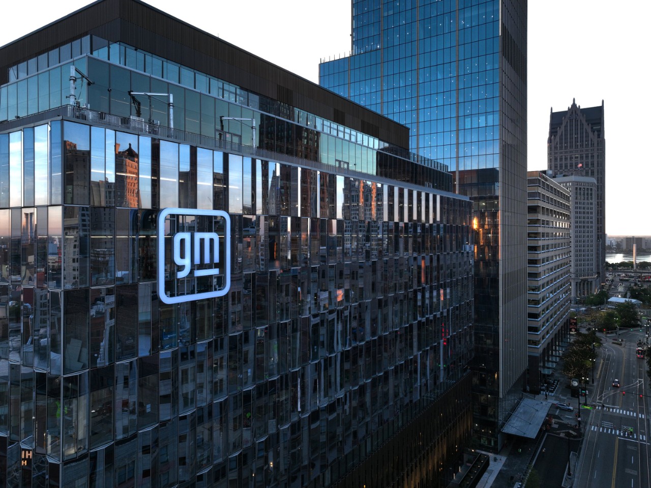 General Motors Is Replacing Traditional IT Roles With AI-Focused Jobs