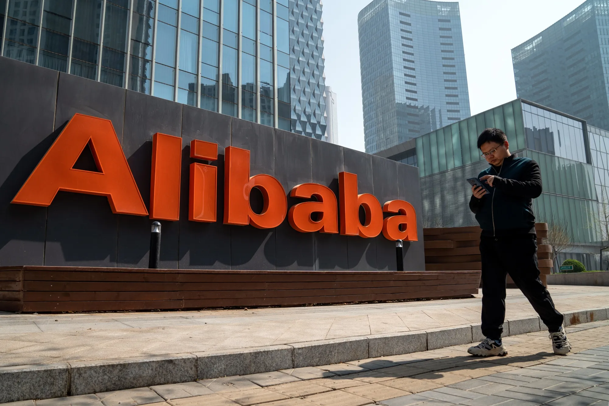 Alibaba Reportedly Cuts Off Anthropic’s Claude Code After Backdoor Claims
