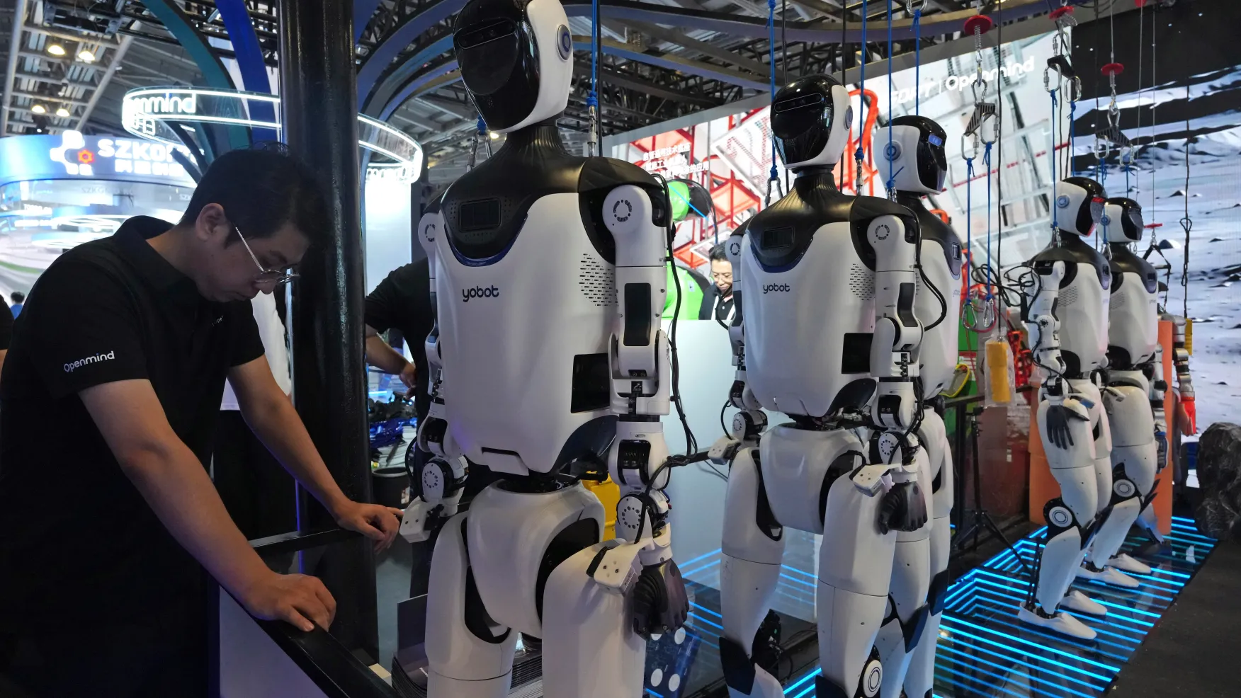 FTC Bans Foreign Humanoid Robots as AI and National Security Concerns Grow