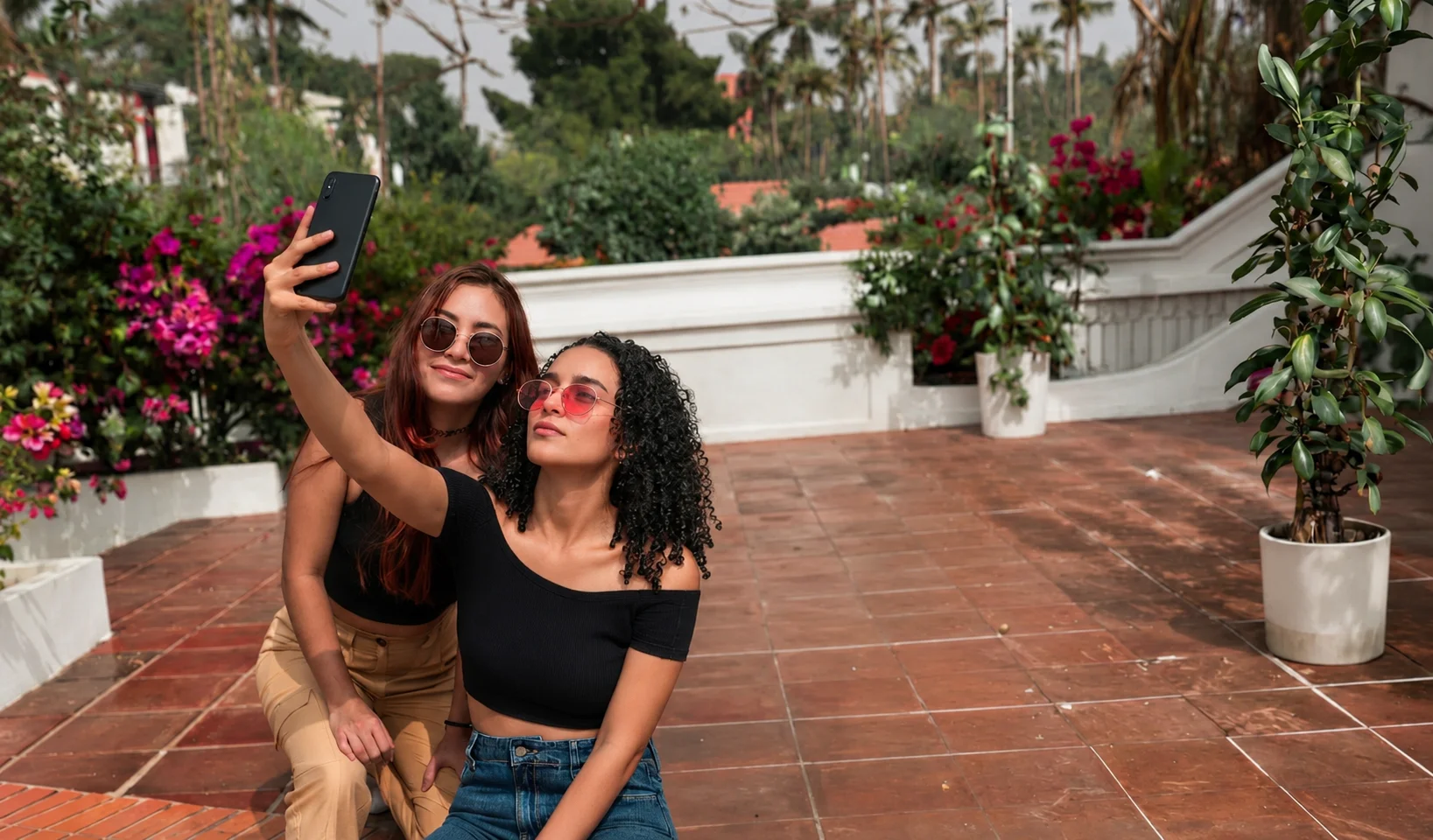 New AI Camera App Superpose Coaches Users on How to Pose