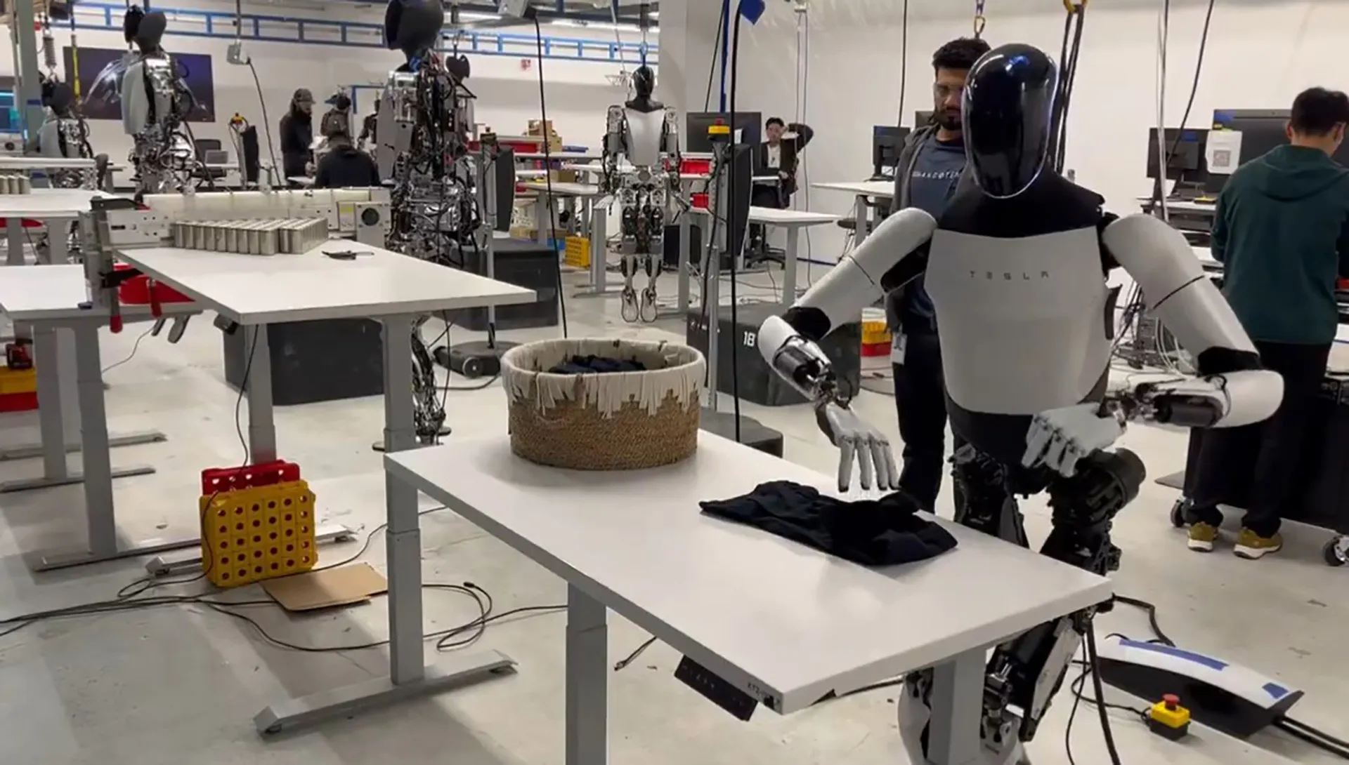 Tesla Workers Push Back on Training Optimus Robots That Could Replace Them