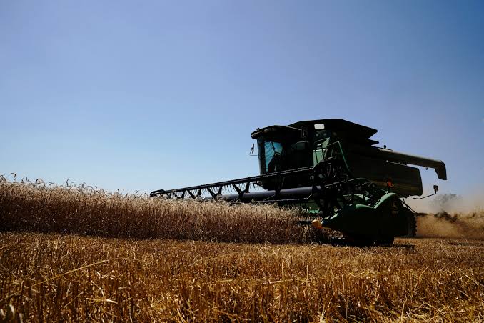Hacker Uses AI Agents to Breach Over 100 Websites, Including John Deere and SharkNinja